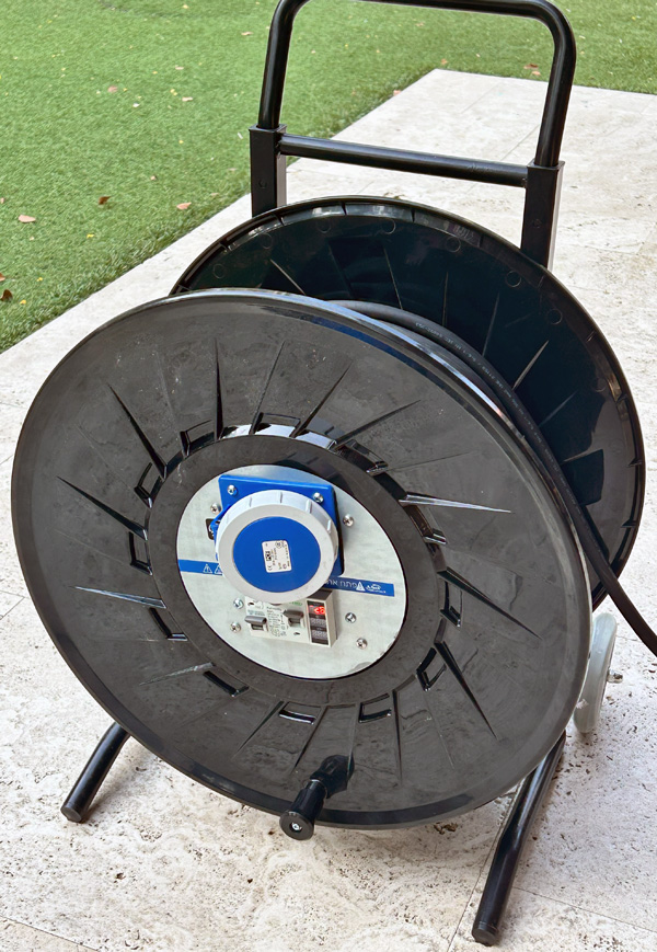 גלגלת ניידת לכבל מאריך 50 מטר חד פאזי